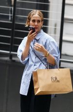 SARAH PAULSON Out and About in New York 08/09/2024