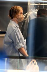SARAH PAULSON Out and About in New York 08/09/2024