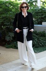 SIGOURNEY WEAVIR Arrives at Marco Polo Airport in Venice 08/27/2024
