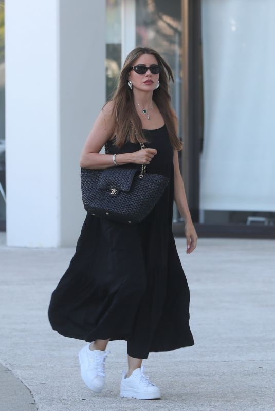 SOFIA VERGARA Heading to a Nail Salon in Beverly Hills 08/02/2024
