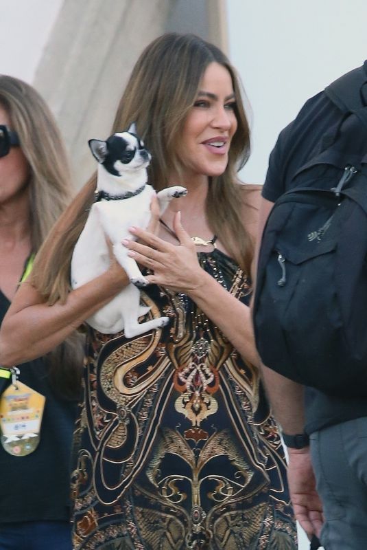 SOFIA VERGARA Leaves AGT Set in Pasadena 08/14/2024