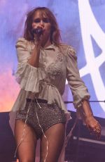 SUKI WATERHOUSE Performs at ALL Points East Festival 08/18/2024