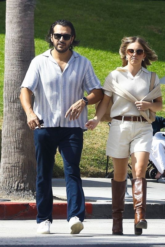 SYDNEY SWEENEY and Jonathan Davino Out in Santa Monica 08/11/2024