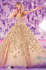 TAYLOR SWIFT in Kings & Queens of Pop Culture – Taylor Swift Fashion 2024
