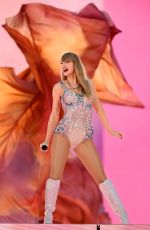 TAYLOR SWIFT Performs at The Eras Tour in Lonfon 08/15/2024