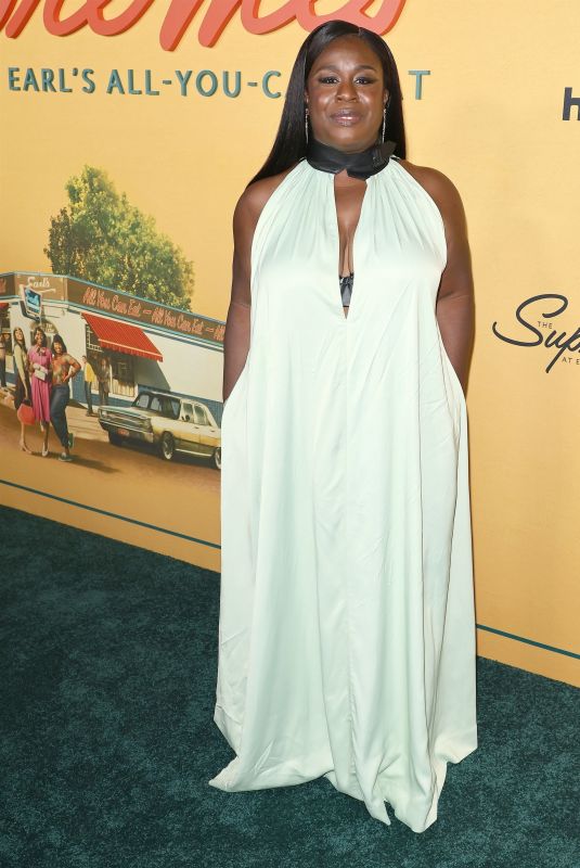 UZO DAUBA at The Supremes at Earl