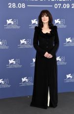WINONA RYDER at Beetlejuice Beetlejuice Photocall at 81st Venice International Film Festival 08/28/2024