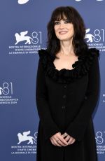 WINONA RYDER at Beetlejuice Beetlejuice Photocall at 81st Venice International Film Festival 08/28/2024