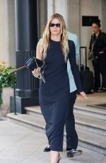 ABBEY LEE KERSHAW Leaves Her Hotel at Milan Fashion Week 09/20/2024
