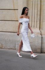 AMELIA HAMLIN Heading to Stella McCartney Fashion Show at Paris Fashion Week 09/30/2024