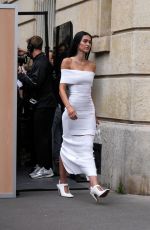AMELIA HAMLIN Heading to Stella McCartney Fashion Show at Paris Fashion Week 09/30/2024