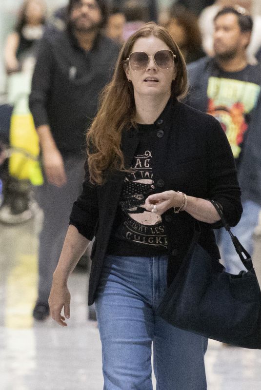 AMY ADAMS Arrives in Toronto 09/07/2024