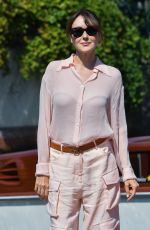 ANITA CAPRIOLI Arrives at Hotel Excelsior in Venice 09/01/2024