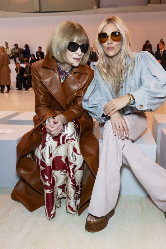 ANNA WINTOUR and SIENNA MILLER at Chloe Spring/Summer 2025 Runway Show at Paris Fashion Week 09/26/2024