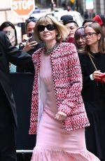 ANNA WINTOUR Arrives at Carolina Herrera Spring 2024 Fashion Show at New York Fashion Week 09/09/2024