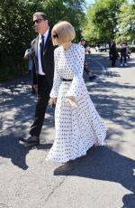ANNA WINTOUR Arrives at Off-White Show at New York Fashion Week 09/08/2024