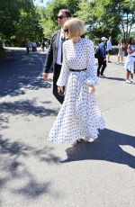 ANNA WINTOUR Arrives at Off-White Show at New York Fashion Week 09/08/2024