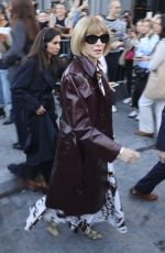ANNA WINTOUR Arrives at Tommy Hilfiger Fsahion Show in New York 09/08/2024