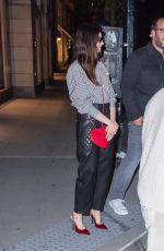 ANNE HATHAWAY Out and About in New York 09/09/2024