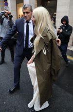 ANYA TAYLOR-JOY Takes Selfies with Her Fans at Paris Fashion Week 09/24/2024