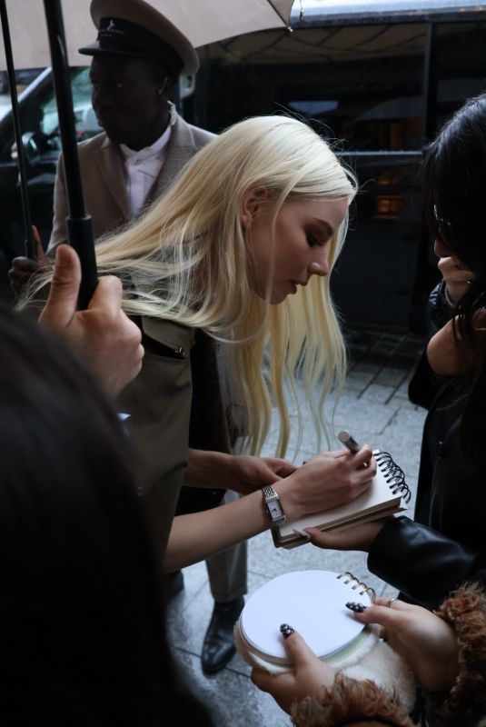 ANYA TAYLOR-JOY Takes Selfies with Her Fans at Paris Fashion Week 09/24/2024