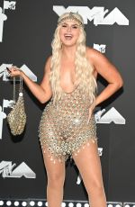 ASHLEE KEATING at 2024 MTV Video Music Awards in New York 09/11/2024