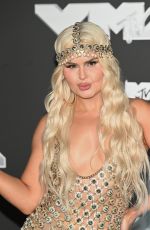 ASHLEE KEATING at 2024 MTV Video Music Awards in New York 09/11/2024