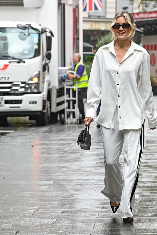 ASHLEY ROBERTS Arrives at Global Radio in London 09/23/2024
