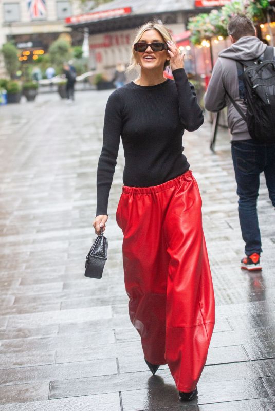 ASHLEY ROBERTS Outside Global Radio in London 09/25/2024