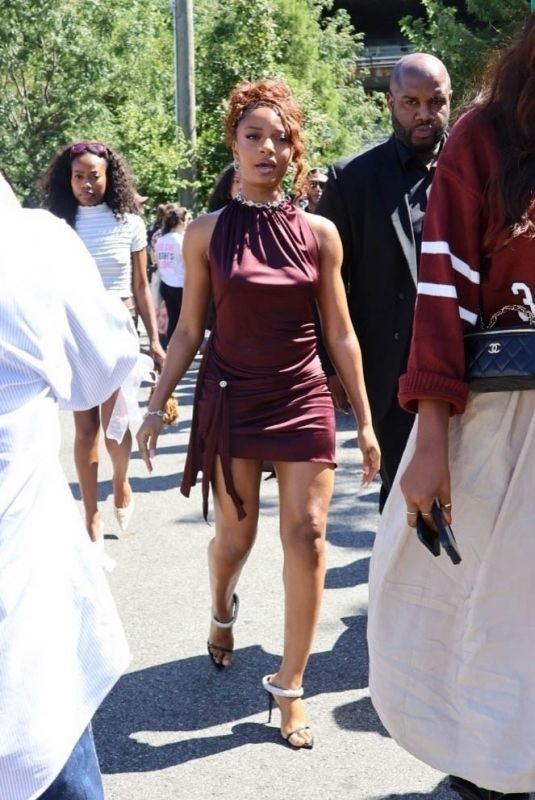 AYRA STARR Arrives at Off-White Show at New York Fashion Week 09/08/2024