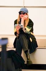 CANDICE SWANEPOEL Arrives at CDG Airport in Paris 09/22/2024