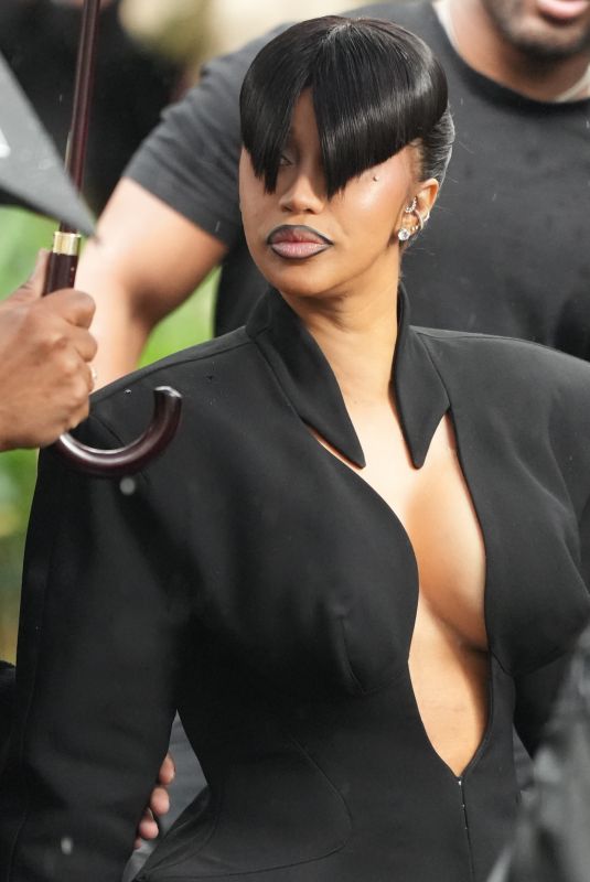 CARDI B Arrives at Mugler Fashion Show in Paris 09/26/2024