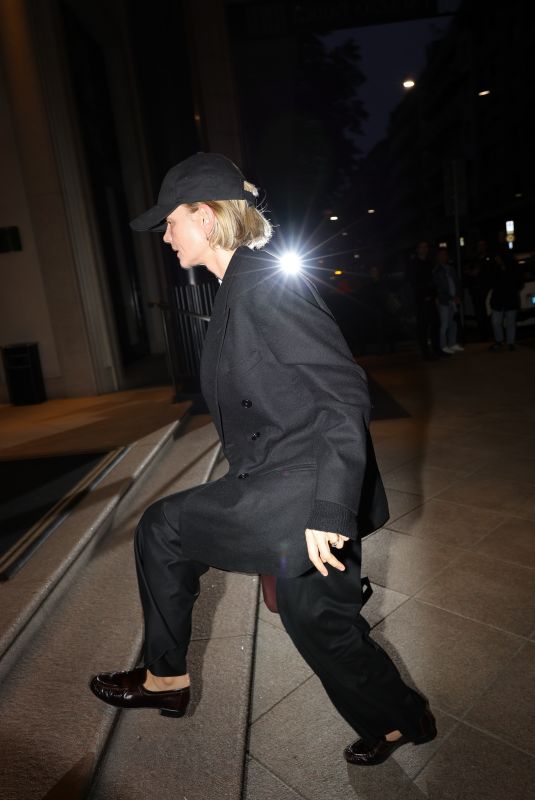 CAREY MULIGAN Night Out at Milan Fashion Week 09/18/2024