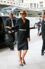 CAREY MULLIGAN Leaves Her Hotel at Milan Fashion Week 09/19/2024