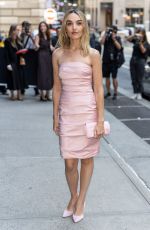 CHLOE FINEMAN at Carolina Herrera Spring 2024 Fashion Show at New York Fashion Week 09/09/2024