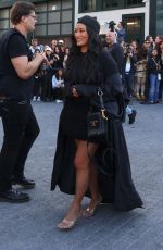 CHLOE FLOWER Arrives at Tommy Hilfiger Fsahion Show in New York 09/08/2024