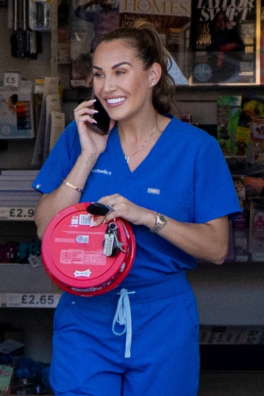 CHLOE GOODMAN Shopping at a Small Tesco Store in Brighton 09/11/2024