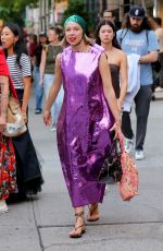 CHLOE KING Arrives at Colina Strada Fashion Show at NYFW in New York 09/06/2024