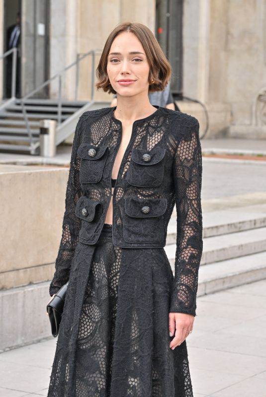 CLELIA MONTALI Arrives at Elie Saab Show at Paris Fashion Week 09/28/2024
