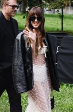 DAKOTA JOHNSON Arrives at Gucci Show at Milan Fashion Week 09/20/2024