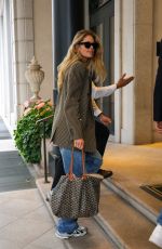 DOUTZEN KROES Arrives at Her Hotel in Milan 09/16/2024