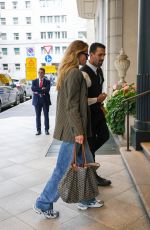 DOUTZEN KROES Arrives at Her Hotel in Milan 09/16/2024