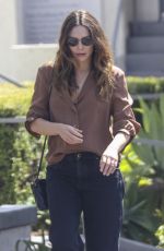 ELIZABETH OLSEN  Arrives at All Time Restaurant in Los Angeles 09/12/2024