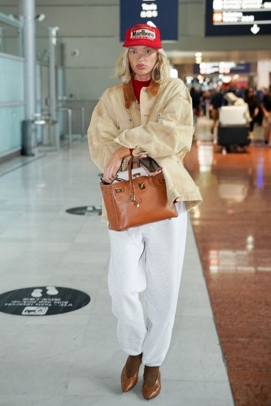ELSA HOSK Touching Down at CDG Airport in Paris 09/23/2024