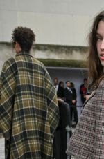 EVER ANDERSON Arrives at Chloe Show at Paris Fashion Week in Paris 09/26/2024
