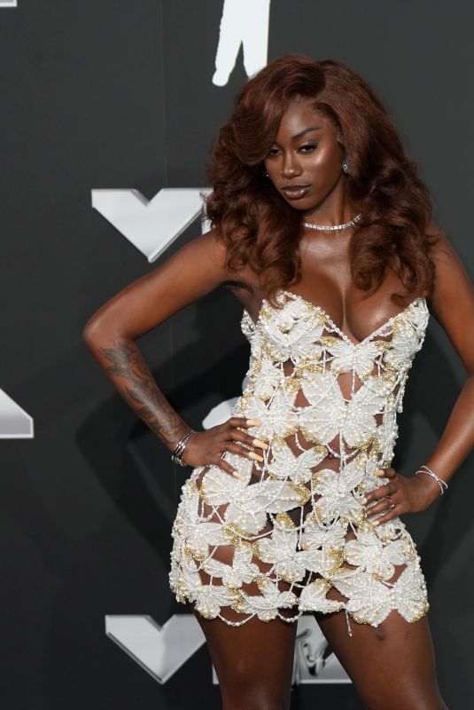 FLO MILLI at 2024 MTV Video Music Awards in New York 09/11/2024
