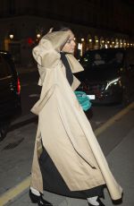 GAL GADOT Arrives at Loulou Restaurant in Paris 09/26/2024
