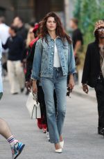 GEORGIA FOWLER Arrives at Tommy Hilfiger Fsahion Show in New York 09/08/2024