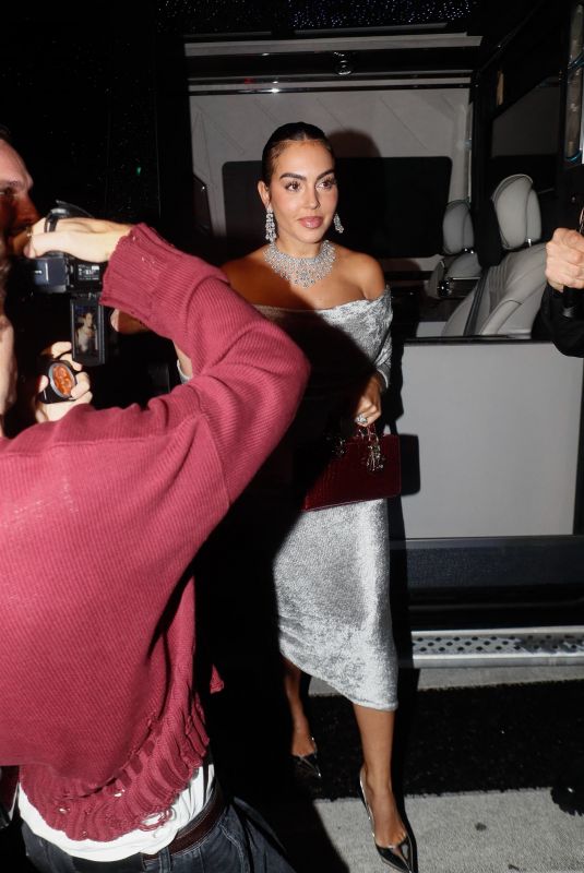 GEORGINA RODRIGUEZ Arrives at Messika Show at Paris Fashion Week 09/26/2024