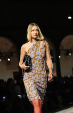GIGI HADID at Versace Fashion Show at Milan Womenswear Spring/Summer 2025 Week 09/20/2024